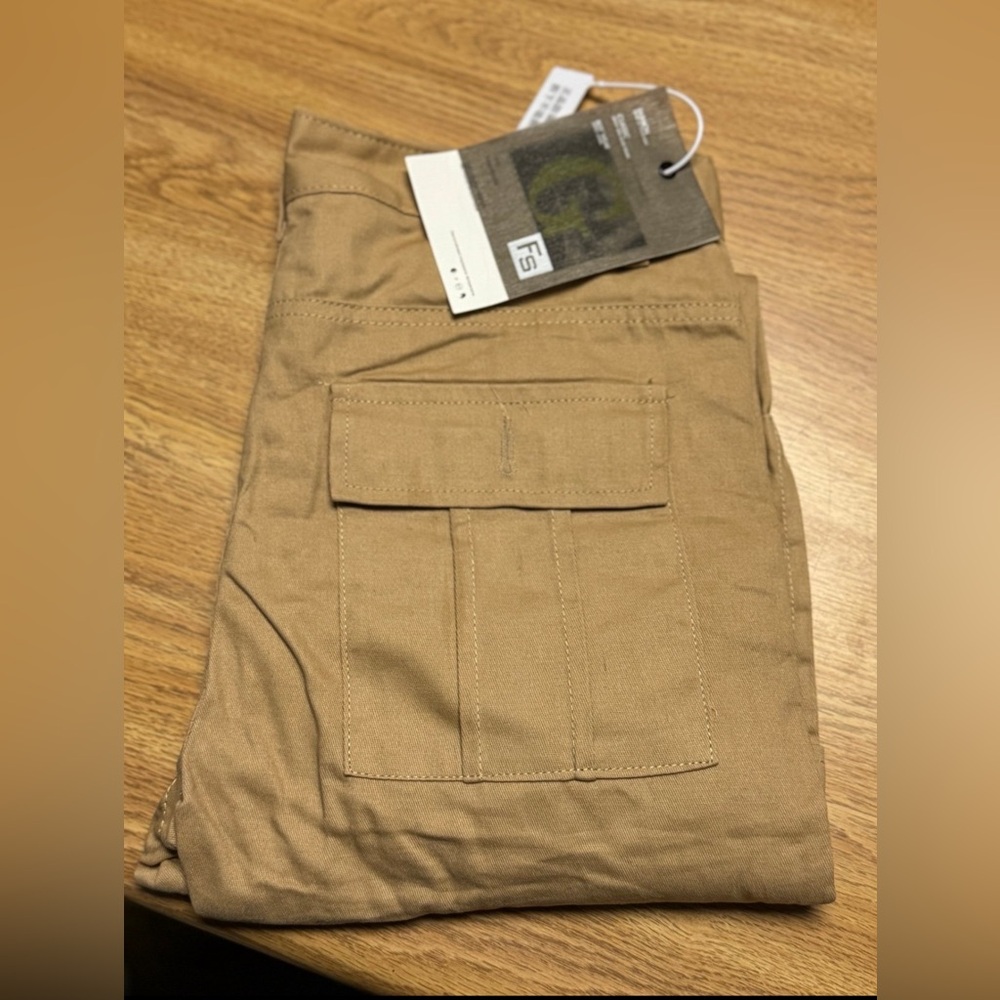 Mens Pants     Casual size 30 men